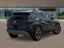 Hyundai Kona SEL Premium FWD 2026 — side view