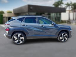 Hyundai Kona Limited AWD 2026 — side view