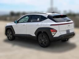 Hyundai Kona SEL Sport FWD 2027 — side view