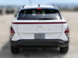 Hyundai Kona SEL Sport FWD 2027 — side view