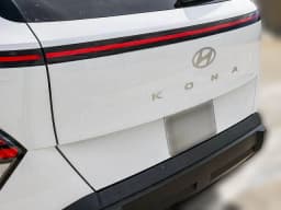 Hyundai Kona SEL Sport FWD 2027 — side view