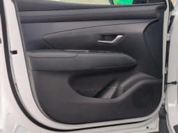 Hyundai Tucson Hybrid SE FWD 2026 — side view