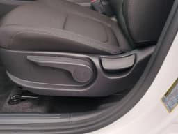 Hyundai Tucson Hybrid SE FWD 2026 — side view