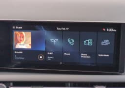 Hyundai Tucson Plug-In Hybrid SEL AWD 2026 — side view
