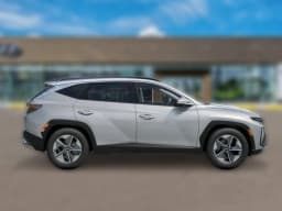 Hyundai Tucson Hybrid SEL Convenience AWD 2025 — side view
