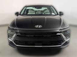 Hyundai Sonata SE FWD 2026 — side view