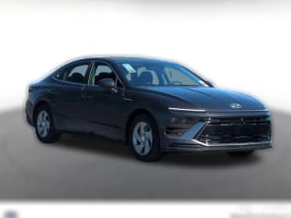 Hyundai Sonata SE FWD Hyundai Sonata SE FWD