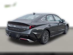 Hyundai Sonata Hybrid SEL FWD 2026 — side view