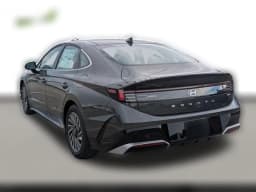 Hyundai Sonata Hybrid SEL FWD 2026 — side view