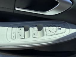 Hyundai Sonata Hybrid Limited FWD 2025 — side view