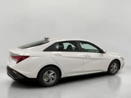 Hyundai Elantra SE Sedan 2026 — side view