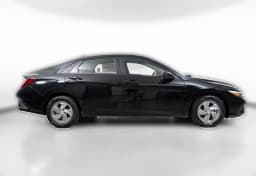 Hyundai Elantra SE IVT 2026 — side view