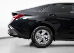 Hyundai Elantra SE IVT 2026 — side view