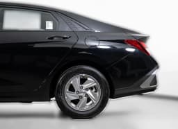 Hyundai Elantra SE IVT 2026 — side view