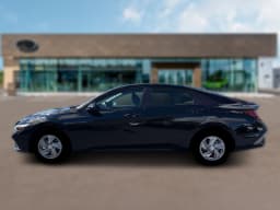 Hyundai Elantra SE Sedan 2026 — side view