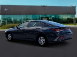 Hyundai Elantra SE Sedan 2026 — side view