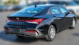 Hyundai Elantra SE Sedan 2026 — side view