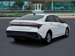 Hyundai Elantra SE Sedan 2026 — side view