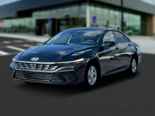 Hyundai Elantra SE IVT Hyundai Elantra SE IVT