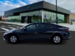 Hyundai Elantra SE Sedan 2026 — side view