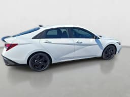 Hyundai Elantra SEL Sport Plus Sedan 2026 — side view