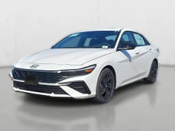 Hyundai Elantra SEL Sport Plus Sedan 2026 — side view