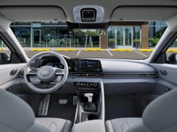 Hyundai Elantra SEL Sport IVT 2026 — side view