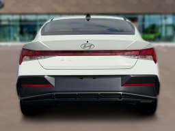 Hyundai Elantra Hybrid Limited Sedan 2026 — side view