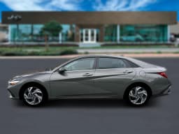 Hyundai Elantra Limited Sedan 2026 — side view