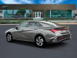 Hyundai Elantra Limited Sedan 2026 — side view