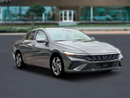 Hyundai Elantra Limited Sedan 2026 — side view