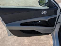 Hyundai Elantra Limited Sedan 2026 — side view