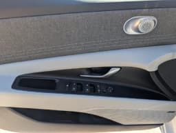 Hyundai Elantra Limited Sedan 2026 — side view