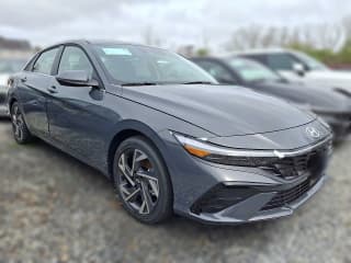 Hyundai Elantra Limited IVT Hyundai Elantra Limited IVT