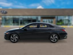 Hyundai Elantra Limited Sedan 2026 — side view