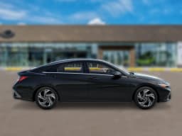 Hyundai Elantra Limited Sedan 2026 — side view