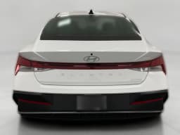 Hyundai Elantra Limited Sedan 2026 — side view
