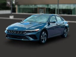 Hyundai Elantra Limited IVT 2025 — side view