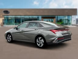 Hyundai Elantra Limited Sedan 2026 — side view