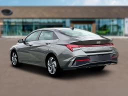 Hyundai Elantra Limited Sedan 2026 — side view