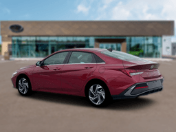 Hyundai Elantra Limited IVT 2026 — side view