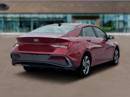 Hyundai Elantra Limited IVT 2026 — side view