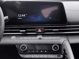 Hyundai Elantra Limited IVT 2026 — side view