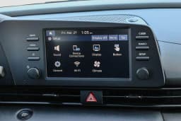 Hyundai Elantra SEL Sport Premium IVT 2026 — side view