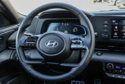 Hyundai Elantra SEL Sport Premium IVT 2026 — side view