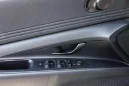 Hyundai Elantra SEL Sport Premium IVT 2026 — side view