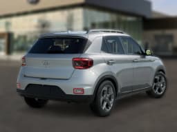 Hyundai Venue SEL FWD 2026 — side view