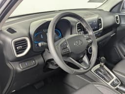 Hyundai Venue SEL FWD w/Two-Tone Roof 2026 — side view