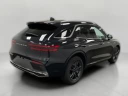 Genesis GV70 2.5T Select AWD 2027 — side view