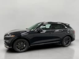 Genesis GV70 2.5T Select AWD 2027 — side view